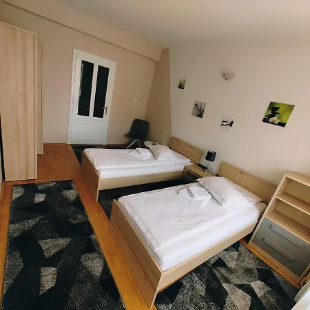 Ten's - Spatios Si Linistit Apartment Cluj-Napoca