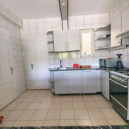 Apartment Ten's - Spatios Si Linistit Cluj-Napoca