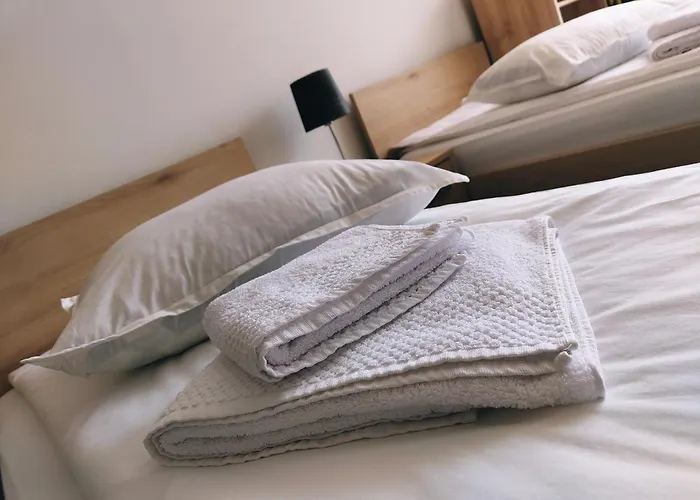 Ten's - Spatios Si Linistit