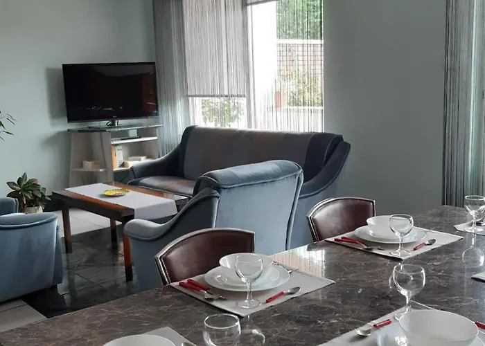 Ten's - Spatios Si Linistit 아파트 *